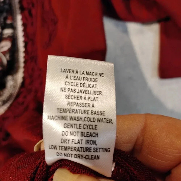 Women's  Burgundy Long Sleeve Blouse w/Detachable Fringed Scarf CK MEASUREMENTS - Picture 8 of 10